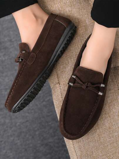 Men's Loafers New Casual Shoes Versatile Moccasins Slip-On Boat Shoes Slouchy Shoes Leather Flat Round Toe Black Business Formal Shoes (Size Up 2 Sizes For Narrow Fit)