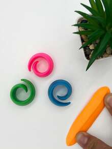 4个十字绣硅胶固定夹，十字绣工具，布料/线轴固定夹，梭子线夹，防止线滑脱 - 線軸固線夾 - 查看 2