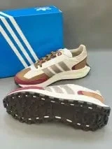 阿迪达斯 (ADIDAS) Adidas Originals Retropy E5 柔软舒适、防滑耐穿、低帮休闲鞋、男女通用、棕色 RETROPY E5 鞋款、经典运动鞋 - 酒紅色 - 查看 10
