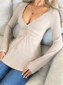 Áo dài tay dệt kim màu mơ, áo cổ chữ V gợi cảm với viền bèo nhún và thiết kế thắt eo, thích hợp cho mùa hè và ngày Valentine. - Màu be - Xem 9