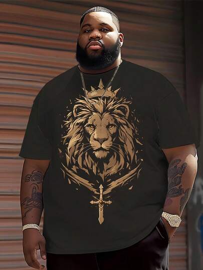 플러스 사이즈 남성 캐주얼 라운드 넥 티셔츠, 폴리에스터 니트 원단, 편안하고 통기성 좋은, 패션 캐주얼 시리즈 "라이온 킹" 그래픽 프린트, 스트리트웨어 디자인, & 유니크 캐주얼 탑