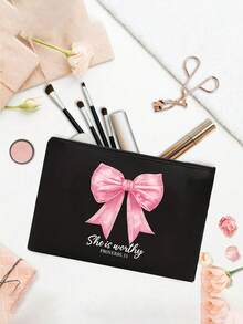 粉色蝴蝶结印花化妆包，优雅女士洗漱包，印有“她值得拥有”字样，便携式化妆品收纳包，时尚旅行配件，拉链化妆包，可收纳化妆品、刷子、配件，适用于度假、酒店、办公室、浴室等场合。可作为礼物送给朋友、姐妹，生日礼物、斋月礼物、婚礼用品、复活节礼物、伴娘回礼。 - 彩色 - 查看 8