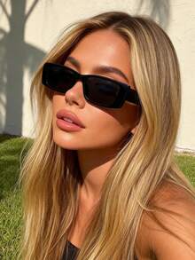 1 khung đen, tấm xám 2