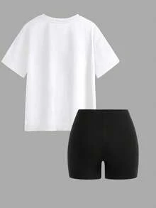 Conjunto Personalizado de Top de Manga Curta com Decote Redondo e Shorts para Mulheres. Conjunto de Camiseta Personalizada e Shorts Esportivos, Presente Perfeito para Namorada, Também Adequado para Casais, Aniversário, Dia dos Namorados, Dia das Mães, Aniversário e Férias de Verão - Preto e Branco - Visão 4