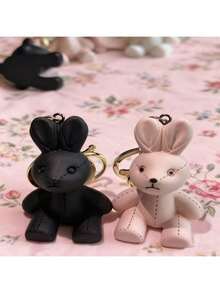 2个可爱小熊和小兔子树脂钥匙扣吊坠，送给朋友、女朋友、情侣的礼物，适合情人节、派对、生日等场合。 - 2pcs - 查看 6