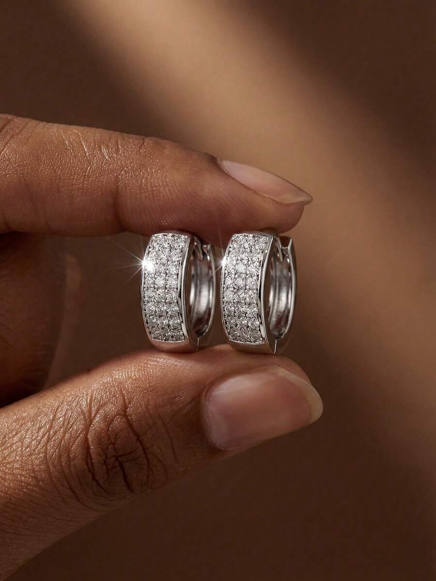 一对优雅奢华的半圆形水钻耳环，S925纯银材质，精致珠宝，女士礼物，派对礼物，生日礼物，约会必备 - 半圈滿鑽耳扣 - 查看 1