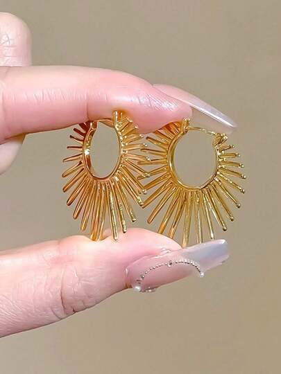 1 Pair Fashionable Sunflower Earrings