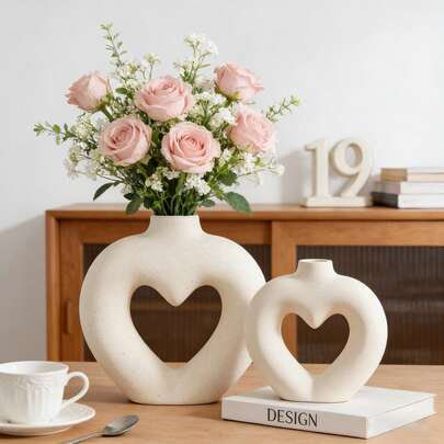 1pc White Heart-Shaped Resin Vase Decoration, Nordic Style Vase, Minimalist Decorative Vase For Table Center Decoration, Weddings, Dining Rooms, Living Rooms, Offices And Home Decor.