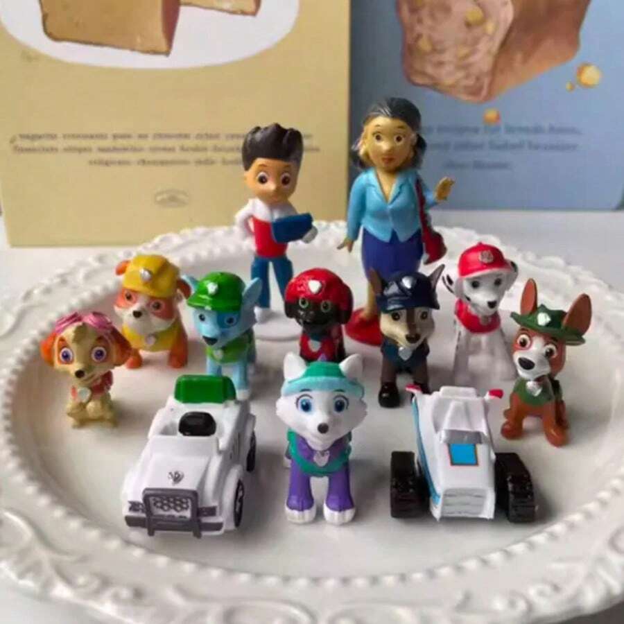 Paw Patrol 一套“汪汪队立大功”全系列玩具人偶，包含12个可收藏人偶，是理想的生日礼物 - 彩色 - 查看 1
