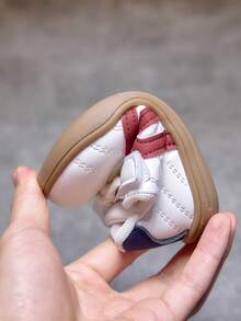 1 Pair Fashionable Baby Shoes, Toddler Soft Sole Casual Sneakers With Hook And Loop Design, Easy On/Off - Red - View 11