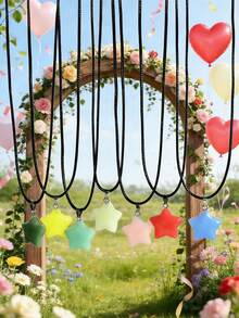 7件套多色夜光树脂石项链吊坠，包括心形、星星、月亮、十字架和蘑菇造型，适合女性日常佩戴，也是送给情侣和朋友的礼物。 - 7條夜光六角柱石頭 - 查看 3