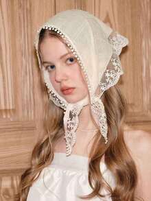 一件装可爱白色复古花卉蕾丝三角巾儿童发带，时尚百搭，适合外出和派对，也可搭配妆容，可用作头巾、发带或腕带，是春夏的理想之选。时尚发带女士头巾 - 彩色 - 查看 1