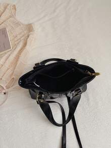 Bolso de hombro con tachuelas en forma de rombo para mujer, bolso de viaje de unicolor - Negro - Ver 5