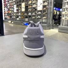 Nike 男士 COURT VISION 运动鞋，休闲低帮灰色运动鞋 - 灰色 - 查看 5