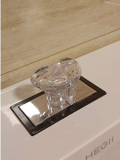 1 件装透明白/红心形马桶冲水按钮按压器 - 加长型马桶水箱冲水器，长指甲女性必备工具