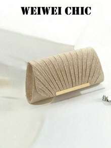 这款晚宴包设计时尚俏皮，融合了东西方风格，是女士出席晚宴或派对的完美之选。链条肩带更添几分魅力。 - 金色 - 查看 7