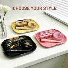 OHIS 六合一吸烟套装 - 黑色/粉色/棕色可选 - 套装包含：18cm*14cm 大托盘 + 110mm/78mm 双层卷烟纸 + 110mm 印花卷烟器 + 双层研磨器 + 收纳管 - 天然阿拉伯树胶卷烟纸 - 经典超薄卷烟纸，燃烧顺畅 - 手工制作吸烟配件 - 便携式旅行套装，适合旅行、聚会、万圣节、圣诞节、父亲节、生日礼物、情人节等场合，精美吸烟礼盒包装，是送给吸烟者的理想礼物。 - 彩色 - 查看 6