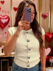 Camiseta sin mangas de punto para mujer, nueva colección primavera/verano, de estilo minimalista y elegante, con cuello redondo, diseño sin mangas, decoración con botón con forma de corazón, top corto y ajustado en color rosa, adecuado para uso casual, trabajo, viajes, citas, ceremonias de graduación y fiestas - Albaricoque - Ver 2