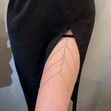 Una nueva y elegante cadena de pierna de tres capas con flecos y cristales de imitación para mujeres, exquisita y sexy cadena corporal versátil para el verano - Multicolor - Ver 3