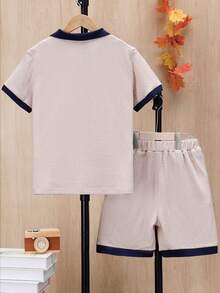 2pcs Boys Casual Ribbed Solid Color Short Sleeve Top With Pocket And Shorts Set, Spring/Summer - Khaki - View 3