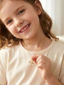 1pc Exquisite Sparkling Full Rhinestone 5-Petal Flower Pendant Necklace, Suitable For Girls To Attend Parties And Banquets, A Charming Jewelry Accessory For Everyday Wear, Also An Ideal Birthday Gift For Children - Gold - View 2