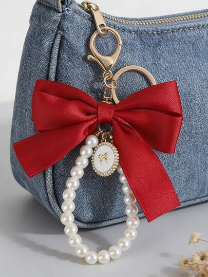 Elegant Pearl Bow Keychain, Lovely Red Bow And Pearl Keychain Pendant, Bow And Pearl Pendant Keychain, Faux Pearl Chain Bracelet Style, White Enamel And Sparkling Rhinestone Oval Pendant. Beautiful And Practical Keychain, Suitable For Decorating Handbags, Commuter Bags, Canvas Bags, Keychains And Car Pendants. Perfect Gift And Souvenir For Holidays, Birthdays, Parties, Wedding Season, Bridesmaid Gifts, Valentine's Day And Ramadan