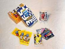 Panini-2026 365 经典零售大包装/限量版金卡包/迷你铁盒/经典铁盒，足球迷收藏必备，大容量卡包，包含众多球星，卡片细节精美，是节日收藏展示的理想礼物。 - 彩色 - 查看 9