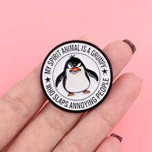 1枚愤怒企鹅和鸭子胸针，“女士们，行动起来！”标语珐琅翻领别针 - 可爱的背包和衣服徽章 - 白色 - 查看 6