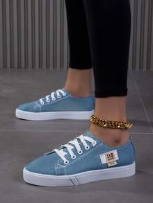 Lace-Up Casual Canvas Sneakers For Women, Breathable Low-Top Student Vulcanized Shoes, Versatile White Sneakers, Couple Shoes, Running Shoes - Baby Blue - View 11