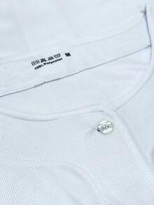 Áo nỉ crop top bóng đá màu đen thiết kế riêng, phong cách đường phố cá tính dành cho nữ, họa tiết thành phố, thiết kế miễn phí, giao hàng nhanh, thiết kế trễ vai. - màu đen - Xem 6