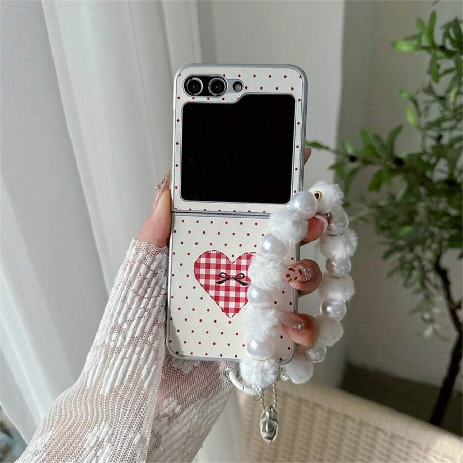 Ốp lưng điện thoại gập bằng da hình trái tim chấm bi và kẻ caro đỏ thanh lịch, có dây đeo, tương thích với Samsung Galaxy Z Flip3 5G/Galaxy Z Flip 4 5G/Galaxy Z Flip 5 5G/Galaxy Z Flip 6 5G/Galaxy Z Flip 7 5G. Ốp bảo vệ màn hình dạng gập. - Nhiều màu - Xem 1