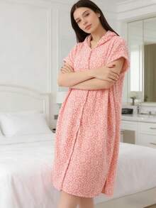 1pc Leopard Print Flannel Hooded Bathrobe - Women's Plush Robe, Comfortable Loose Fit Winter Loungewear, Thick Spa Hotel Bathrobe, Soft Robe Bathroom Decor - Pink - View 3