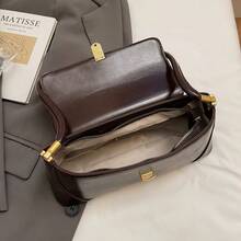 简约休闲法棍包，2026新款高品质奢华时尚单肩/腋下包 - 彩色 - 查看 9