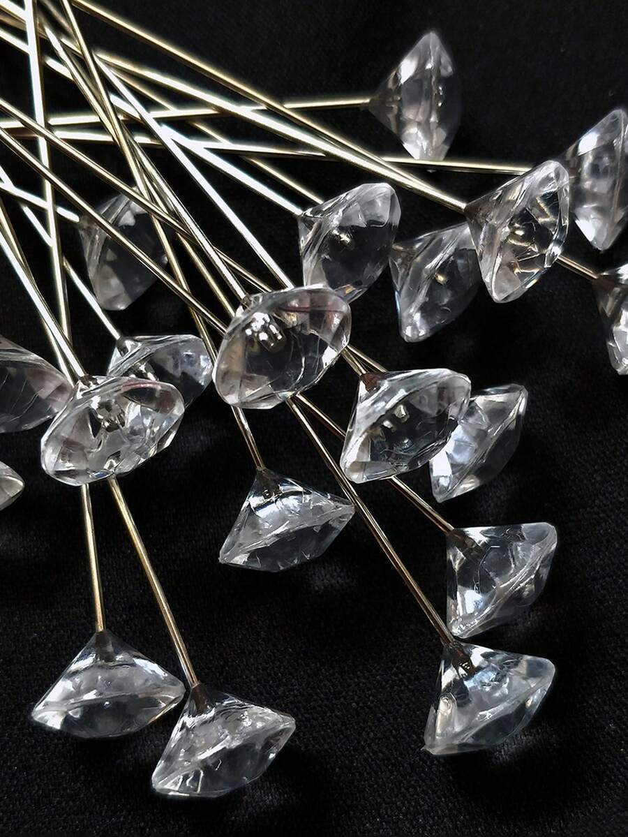 50/100pcs Diamond Shaped Bouquet Pins (0.6*3.8cm) | Transparent Pins Suitable For DIY Crafts, Weddings And Cosplay Wig Styling. This Set Provides 50 Or 100 Pcs Of 0.6*3.8cm Transparent Diamond-Shaped Bouquet Pins, The Sparkling Diamond Design On The Pin Head Adds An Elegant Luster To Your Floral Arrangements And Handicrafts. - Multicolor - View 1