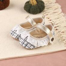 1 Pair Cute Lace Trim Flat Shoes, Princess Shoes, Soft Bottom Pre-Walker Shoes, Suitable For 6-9-12 Months Infants, Party & Wedding - Black and White - View 10