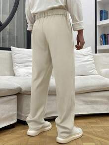 米色男士休闲正装直筒短裤，带口袋，适合办公室和居家穿着 - 杏色 - 查看 2