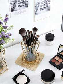 1 Giá đỡ bút bằng sắt hình kim cương - Giá đỡ cọ trang điểm thanh lịch, phù hợp với thiết kế trang trí sáng tạo, lý tưởng cho các bạn gái, sinh viên và phụ nữ. Tuyệt vời để sử dụng trong kỳ nghỉ, bãi biển, phòng tắm và phòng ngủ. Dung tích lớn, món quà hoàn hảo cho phụ nữ, lựa chọn tuyệt vời cho Ngày Valentine và ý tưởng quà tặng sáng tạo dành cho phái nữ. - Nhiều màu - Xem 3