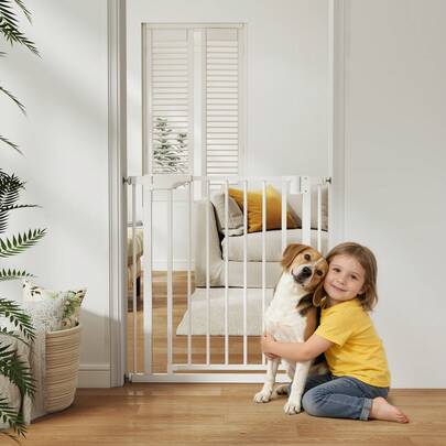 PawHut Pet Safety Gate, 76-82cm Wide Baby Stair Gate With Auto-Close