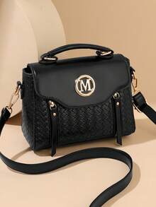 女士时尚“M”字母手机零钱包斜挎包，编织纹理翻盖，可调节肩带，轻便单肩包，适合日常通勤、办事、购物。 - 黑色 - 查看 11