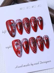 Bộ 10 miếng dán móng tay hình hạnh nhân thủ công theo phong cách Y2K màu đỏ và họa tiết lưới hình trái tim nơ thủ công để trang trí móng. 1 miếng gel dẻo và 1 dũa móng. Hoàn hảo cho sử dụng hàng ngày cũng như trang phục dự tiệc lễ hội âm nhạc Coachella, móng giả và các sản phẩm chăm sóc móng. Dụng cụ làm móng - Đỏ - Xem 3