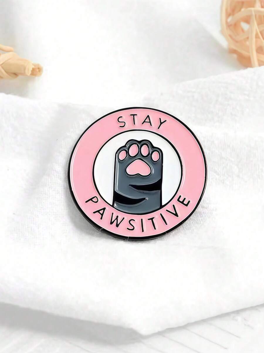 1pc Women's Accessory: Cute Pink Cat Paw Brooch, Made Of Zinc Alloy With Smooth Polished Surface And Soft Backing To Prevent Scratches. This Adorable Brooch Is A Must-Have Gift For Her On Valentine's Day. - Pink - View 1