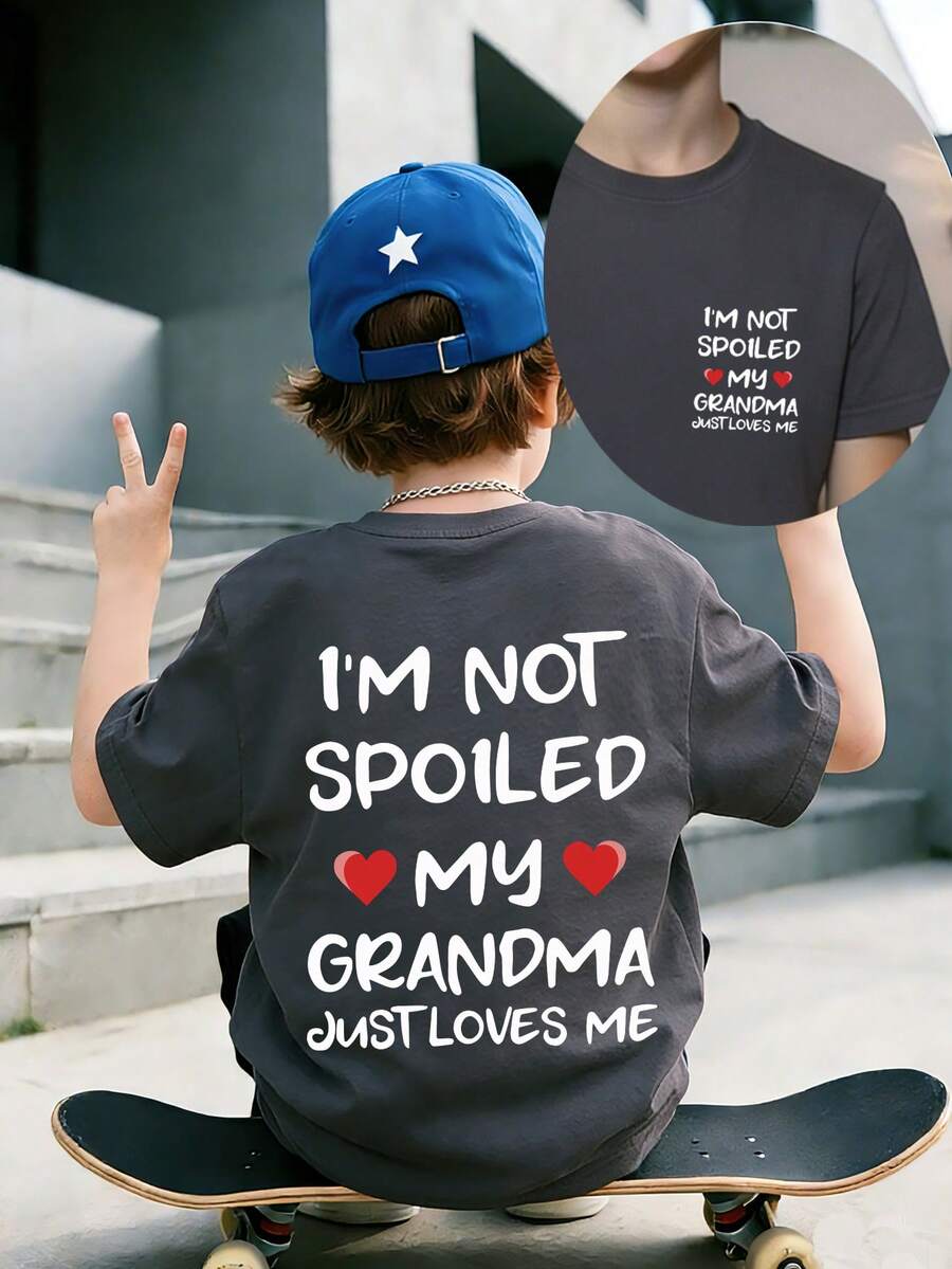 Tween Boy "I'M NOT SPOILED MY GRANDMA JUST LOVES ME" Funny Letter Print T-Shirt, Suitable For Boys' Daily Wear, Parent-Child Gathering, Cute Boys' Summer Top - Dark Grey - View 1
