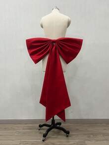 1件超大黑色缎面蝴蝶结露背装饰，配有可调节腰带 - 彩色 - 查看 12