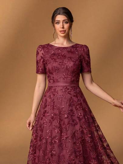 Faeriesty Elegant A-linjeklänning i vinröd, med pärlbroderi och paljettdetaljer, rund halsringning med korta ärmar, knytband i midjan, lämplig för bröllopsgäster, formella middagar, galor, trädgårdsfester