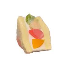 这款可爱的什锦水果三明治毛绒玩具拥有生动多彩的内部设计，以及极其柔软Q弹的质感，让人忍不住一直捏。 - 彩色 - 查看 7