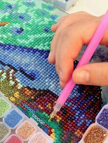 5D钻石画工具配件，包括粉色漏斗、28格钻石收纳盒、点钻笔、点钻盘，适用于钻石画爱好者和大型钻石画制作。 - 彩色 - 查看 3