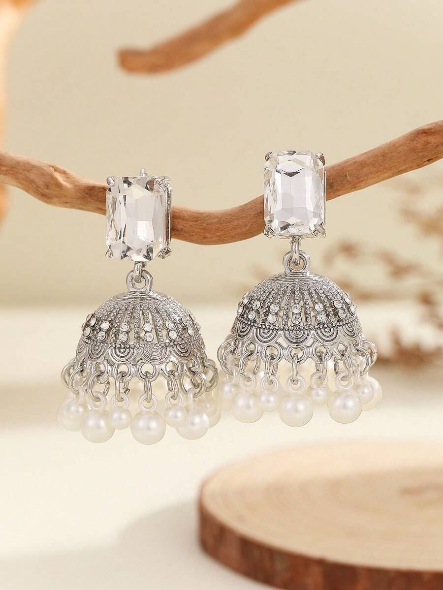 一对简约吉姆卡耳环，优雅奢华的镶钻铃铛白色珠流苏吊坠耳环，甜美可爱，适合女性和女孩日常佩戴，也适合节日、婚礼和派对等场合。 - 經典的 - 查看 1