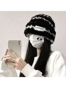 女士针织帽，条纹图案，蓬松保暖加厚护耳帽，大号头围，冬季 - 黑色 - 查看 4