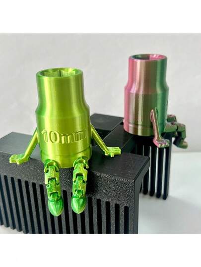 Mechanic Tool Man Figurine, Movable Joints, Durable Plastic Material Suitable For Home/Office/Studio Decor, Tool-Themed Decorative Item, Multifunctional And Interesting Design Applicable To Various Scenarios, Ideal Choice For Living Room, Bedroom Or Office, Office Decor, Studio Decor, Tool-Themed Decor, Creative Sculpture, Long-Lasting And Durable Material, Sturdy Statue, Collectible Figurine