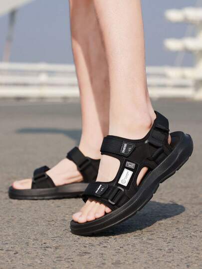 1 Pair Men's Summer Sandals, New Durable Breathable Fashion Shoes, Minimalist Anti-Slip Driving Beach Slippers